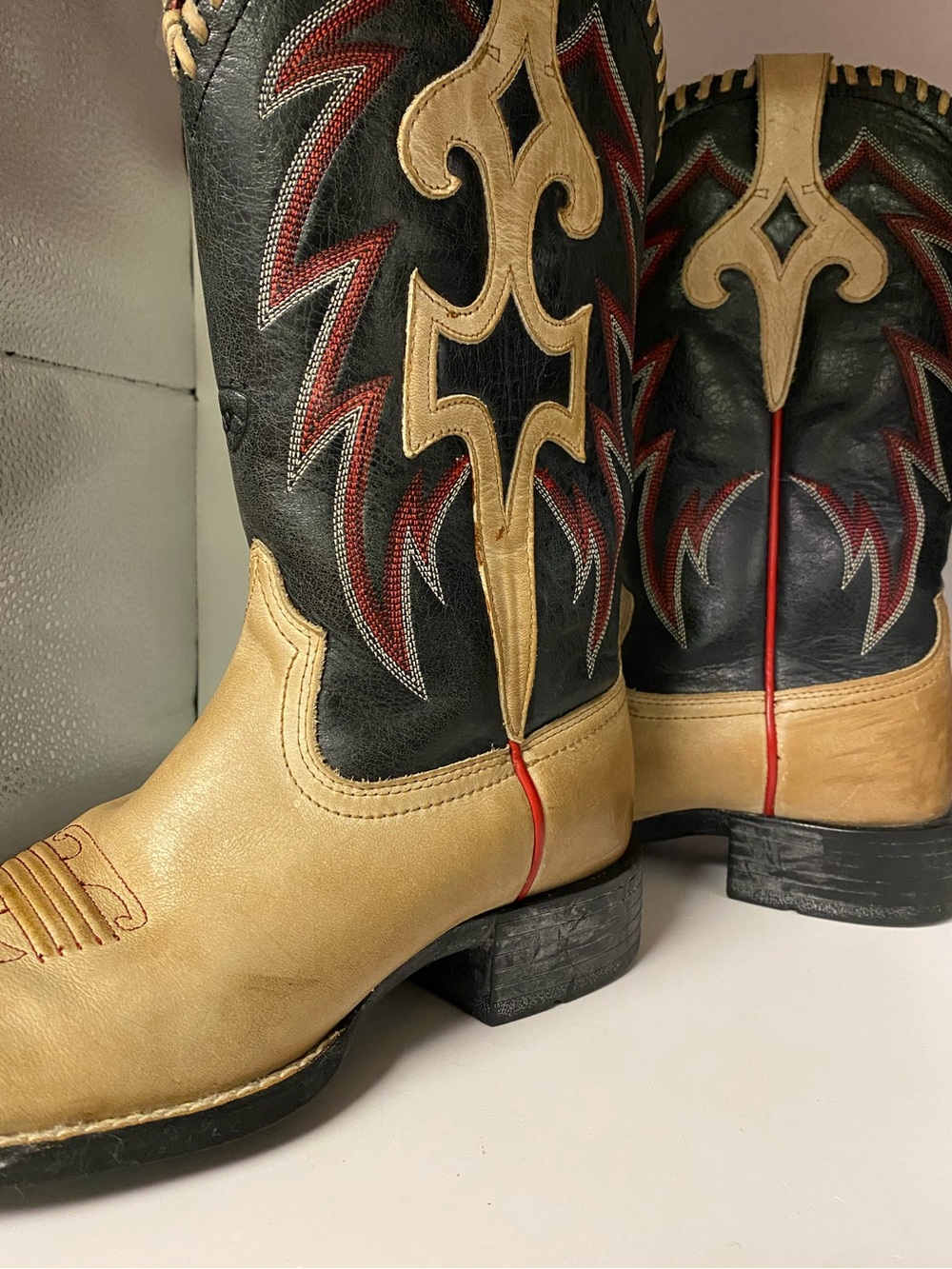 Vintage Women's Ariat Boots - Size 6 1/2B